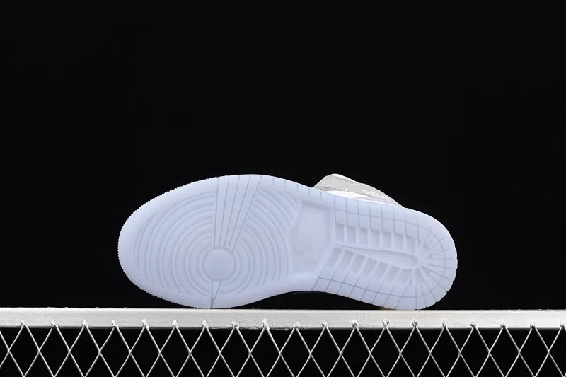 All Categories Air Jordan Jordan Series Basketball Shoes Air Jordan 1 Mid Air Jordan 1 Mid AJ1 Joe 1 Wolf Gray Mid-top Casual Sports Shoes BQ6472-105